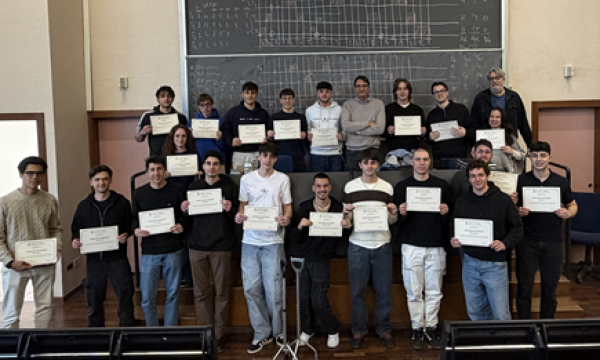 Premiare l&rsquo;impegno: riconoscimento agli studenti.