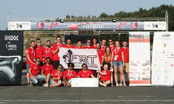 Competizione Formula student - Classe 3 - prima classificata UNIFI